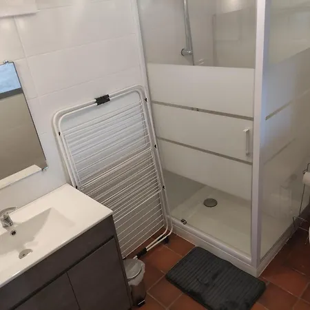 Le Tilleul * סרלה-לה קנדה