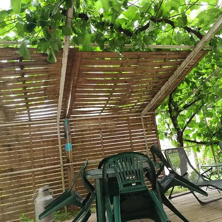 Le Tilleul * סרלה-לה קנדה